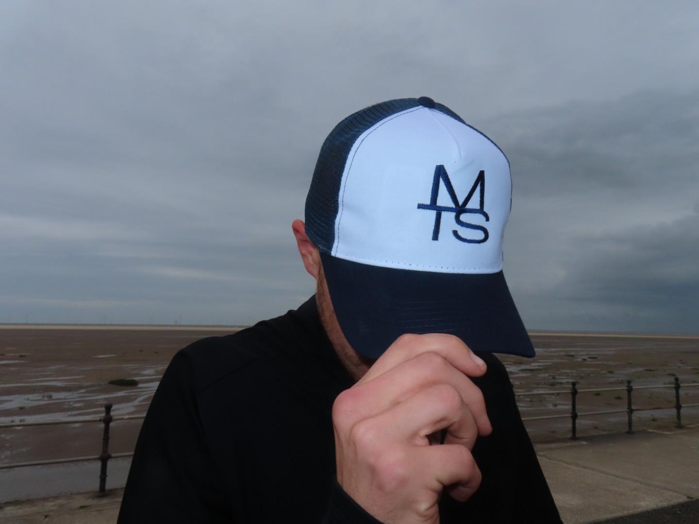 Mesh back Trucker ‘MTS’ Navy/White Two Tone